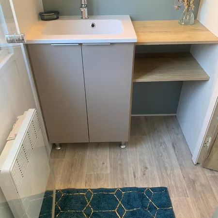 Au Petit Bonheur * Vias