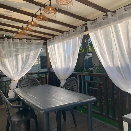 Campingplads Au Petit Bonheur Vias