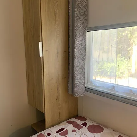 Kemp Au Petit Bonheur Vias